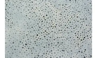 Batik gris clair pointillisme