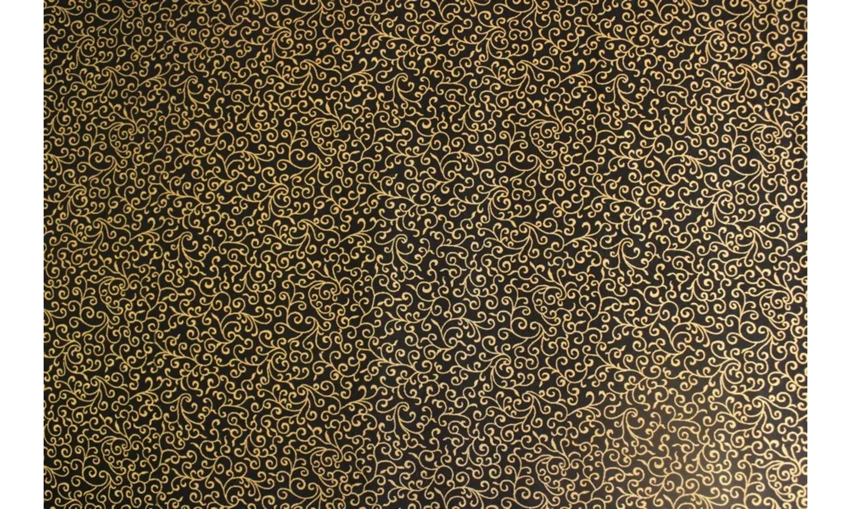 Tissu noir volutes dorées
