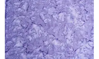 Batik violet