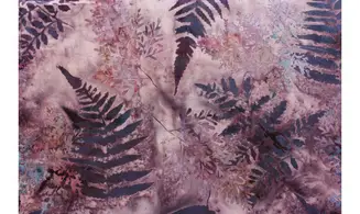 Batik violet fougères