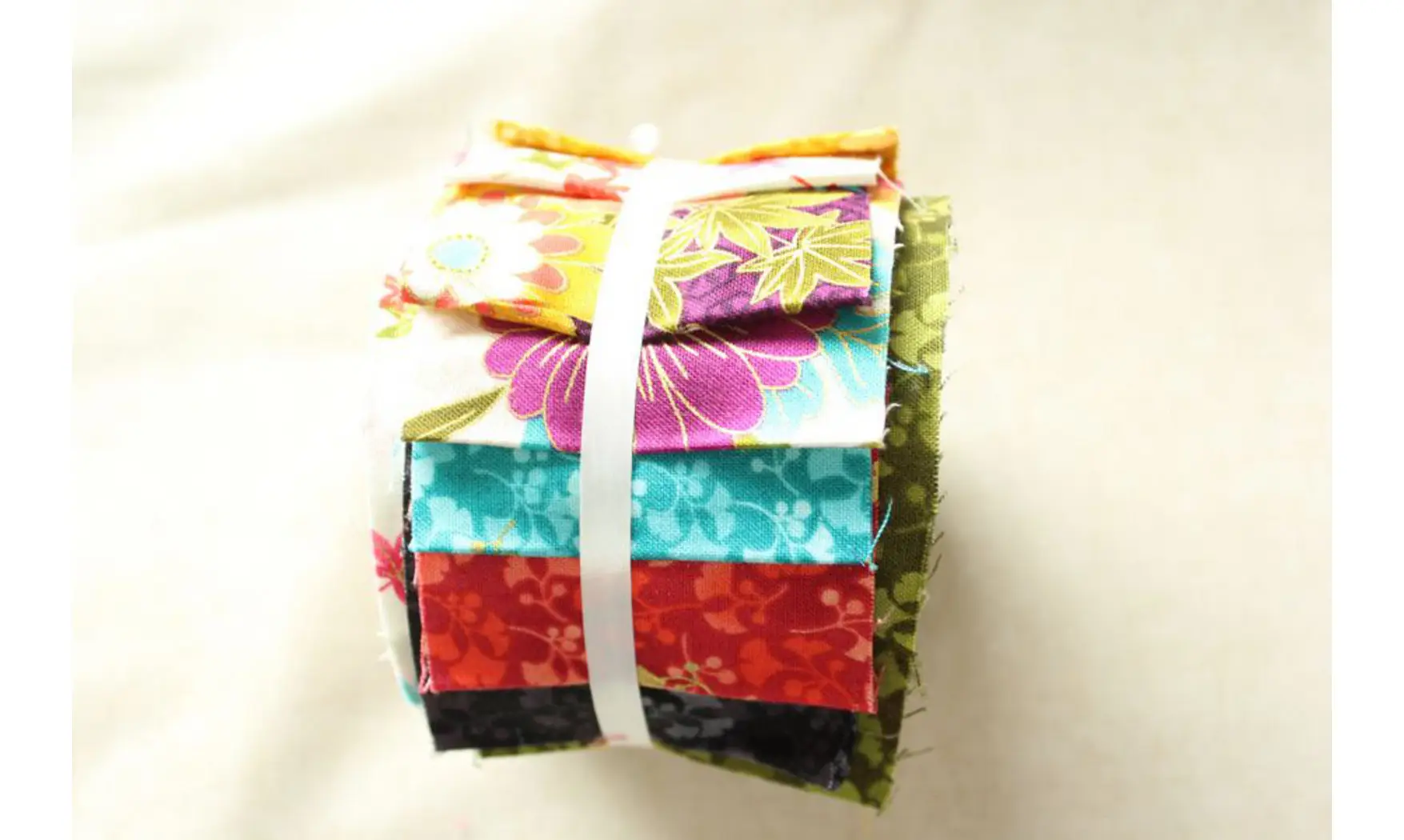 Rolls Hikari 22 bandes