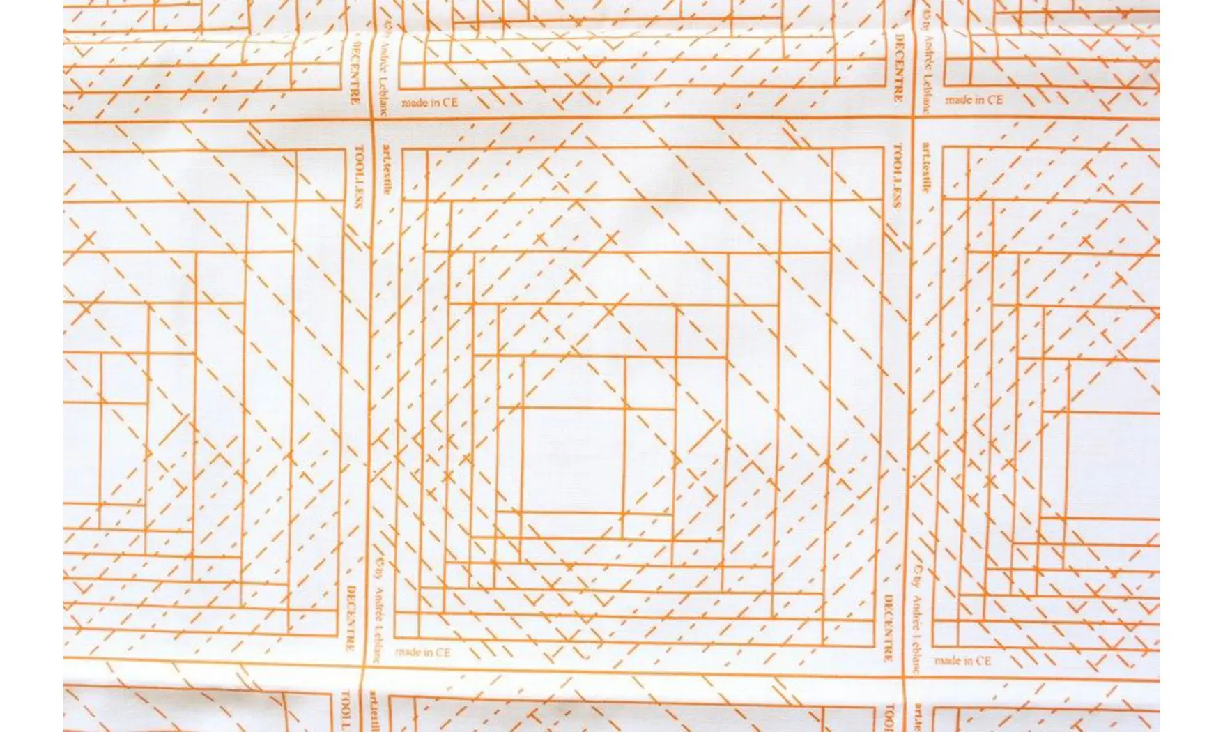 Toolless Décentré - 4 carrés