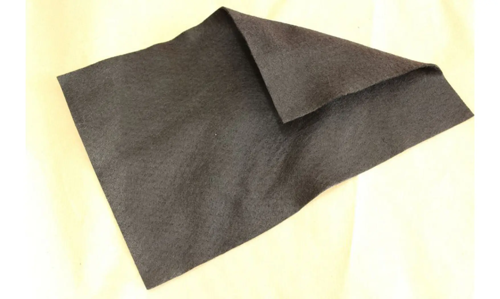 Feutrine noir 20x30cm