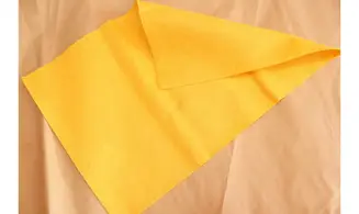 Feutrine jaune 45x30cm