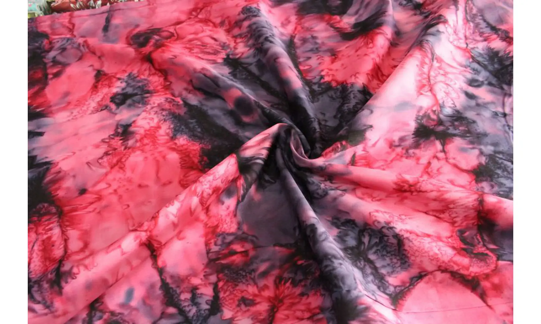 Batik violet et rose