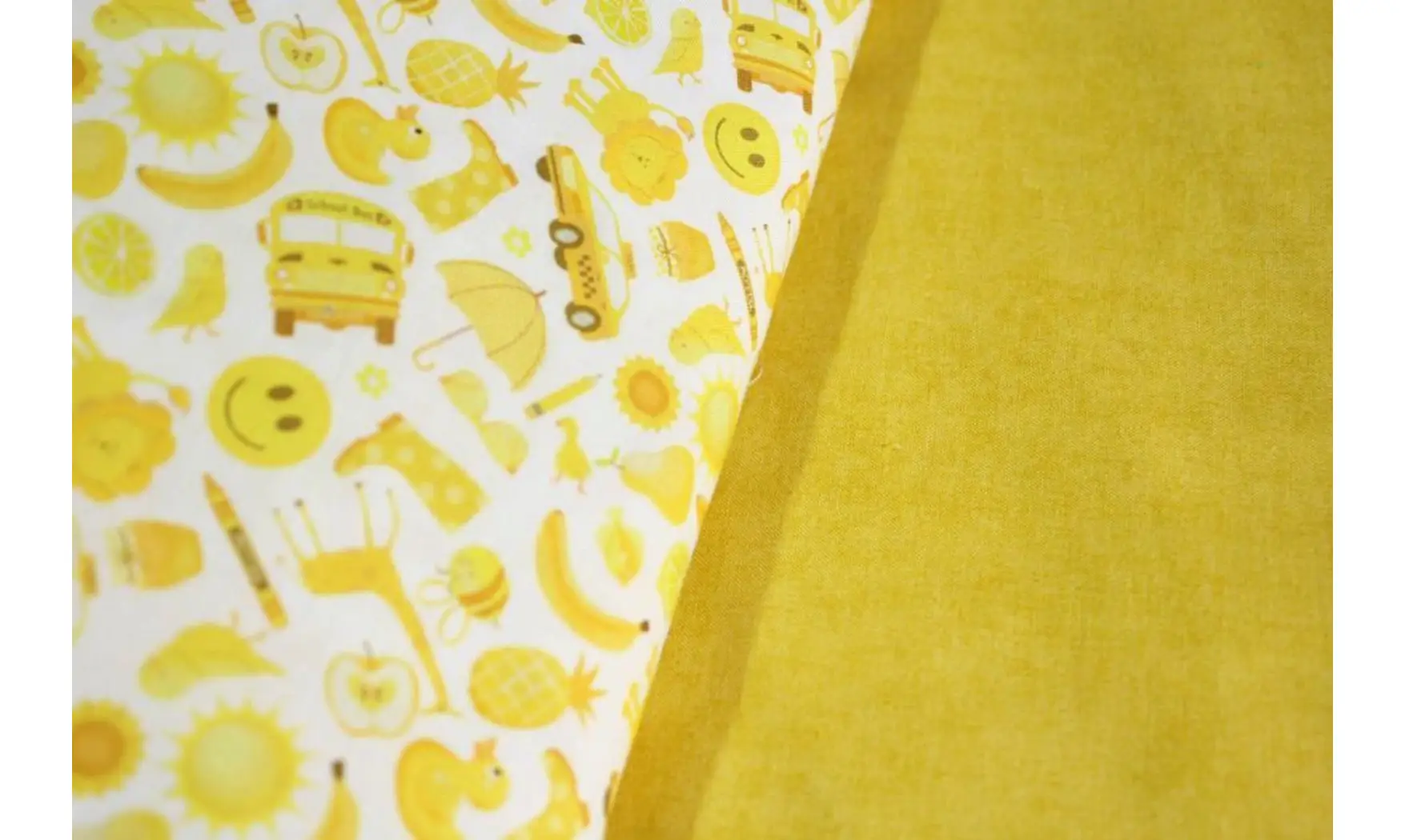 Tissu Mille objets jaunes