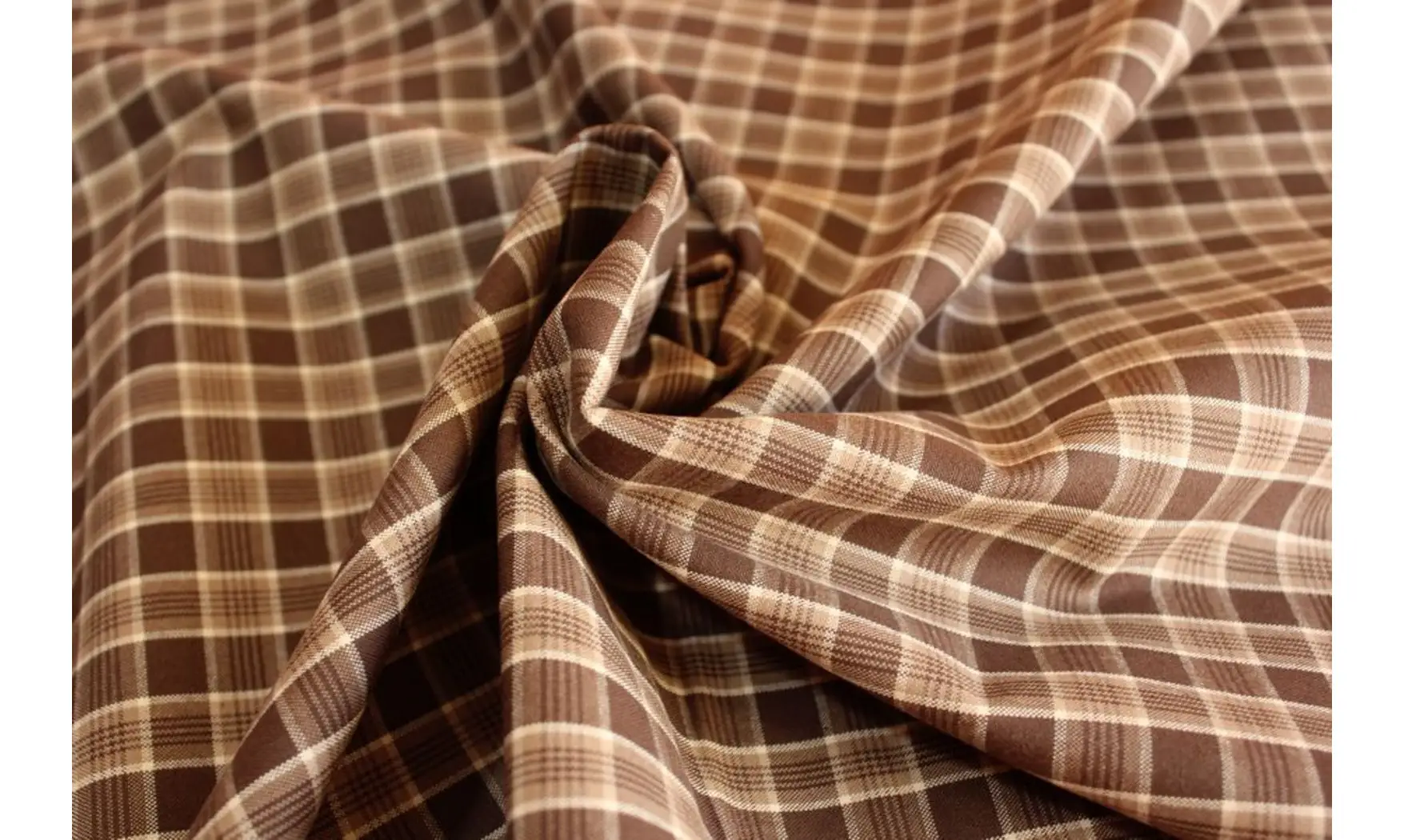 Tissu écossais marron