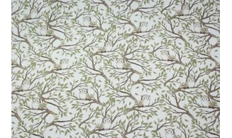 Tissu hiboux dans la forêt