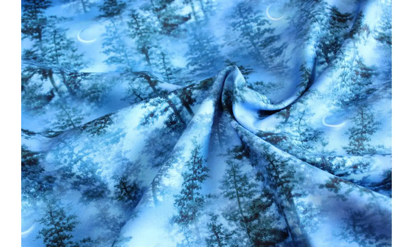 Tissu forêt dans la nuit
