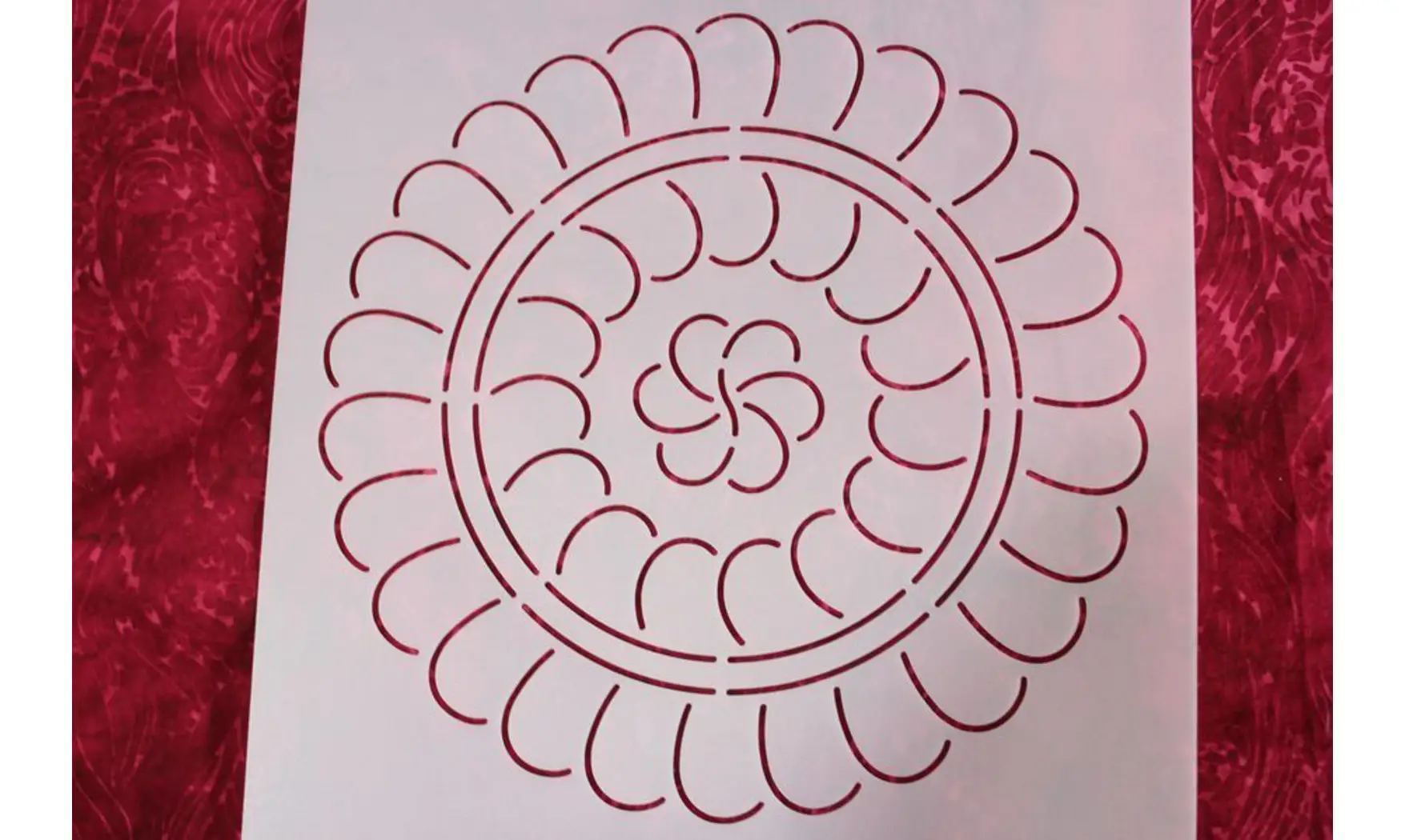 Cercle de plumes - 20,3 cm