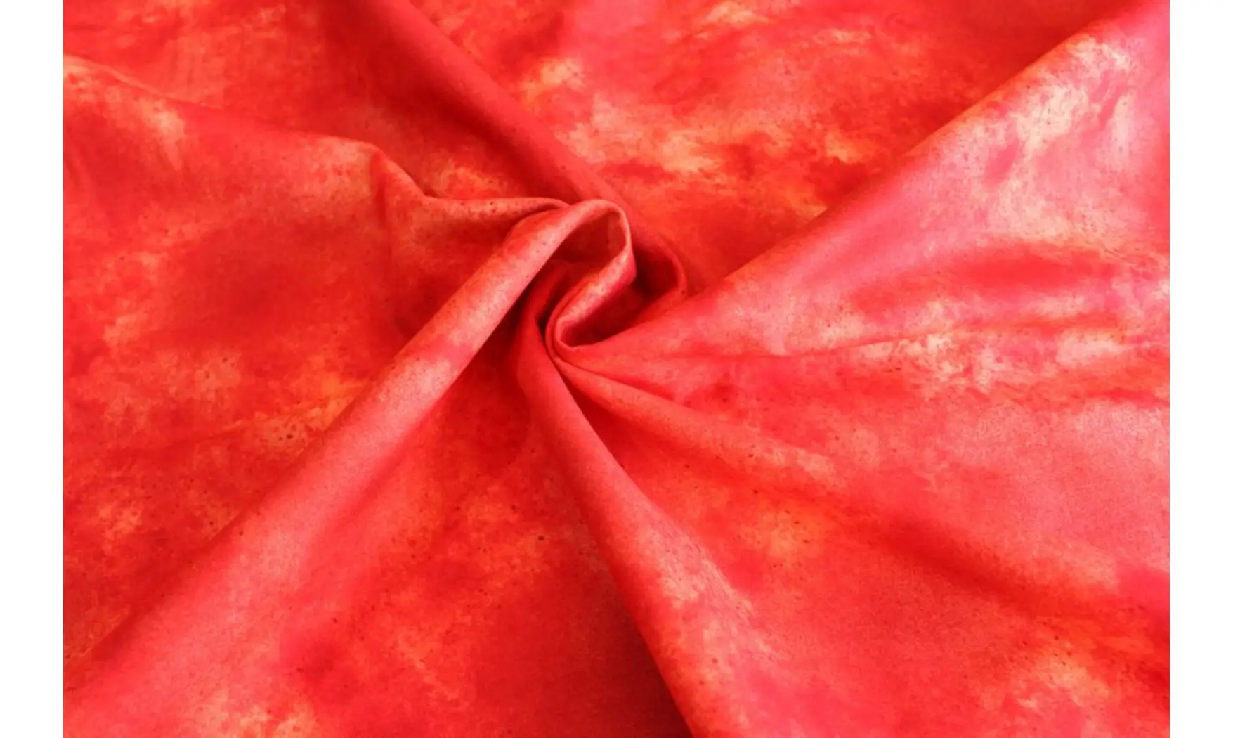 Tissu Hue rouge clair