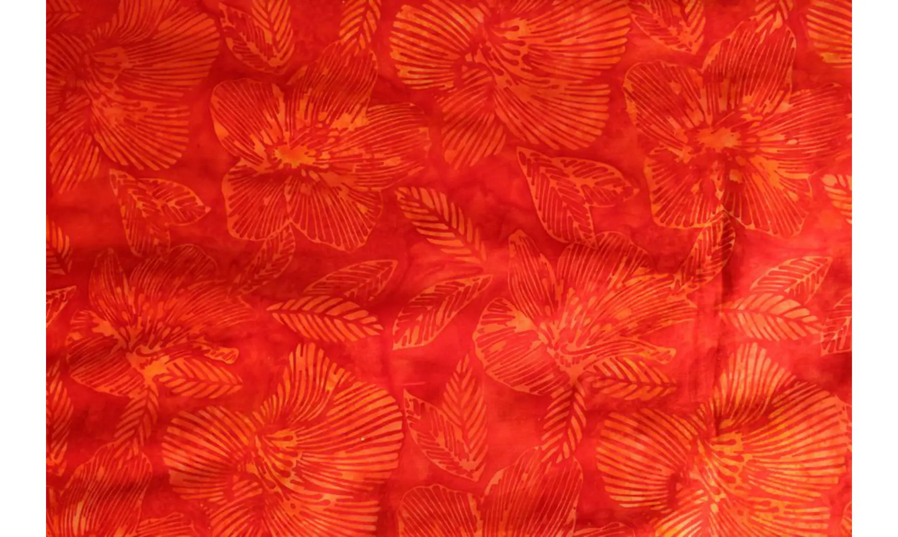 Batik rouge fleurs des îles