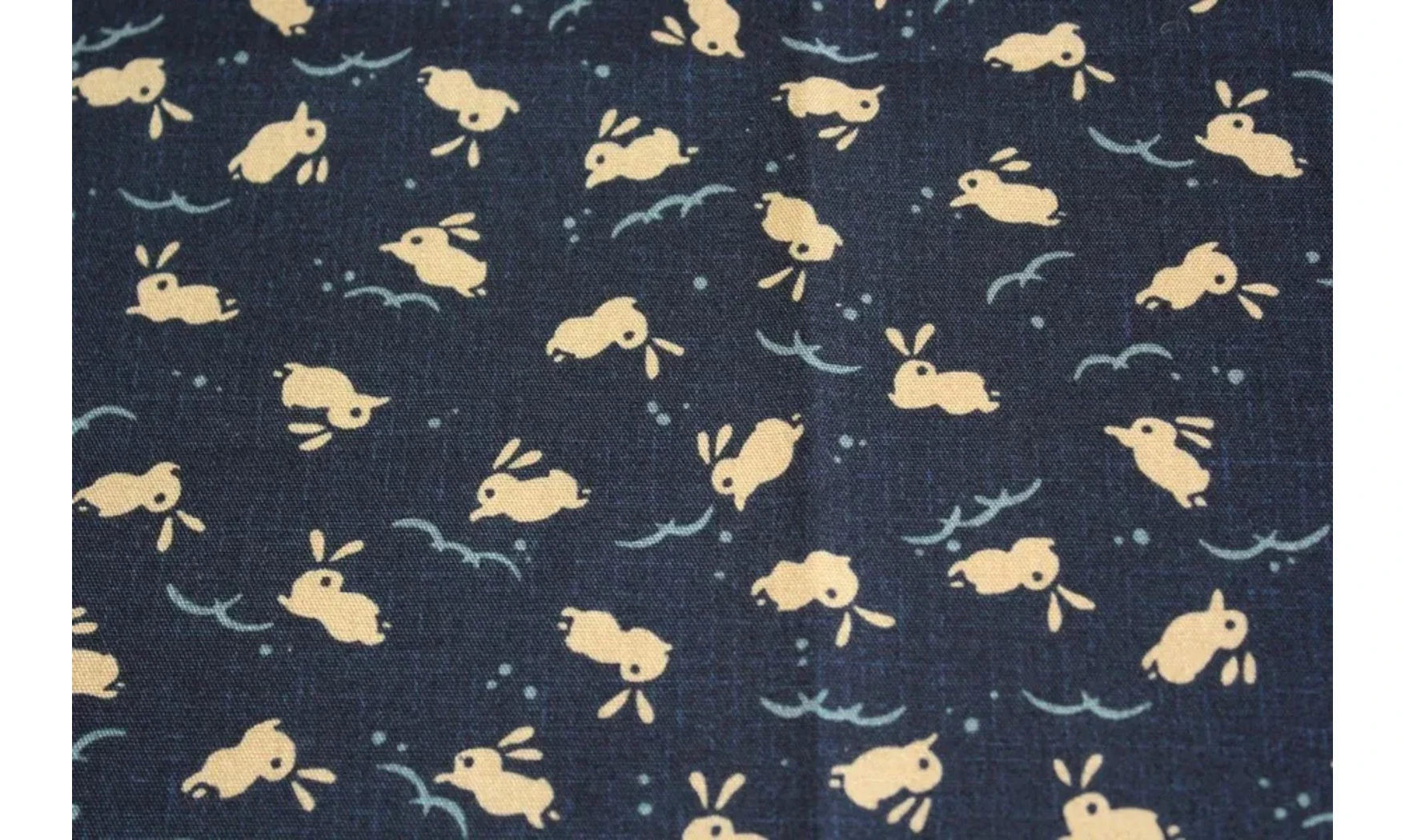 Tissu japonais Kurenai lapins