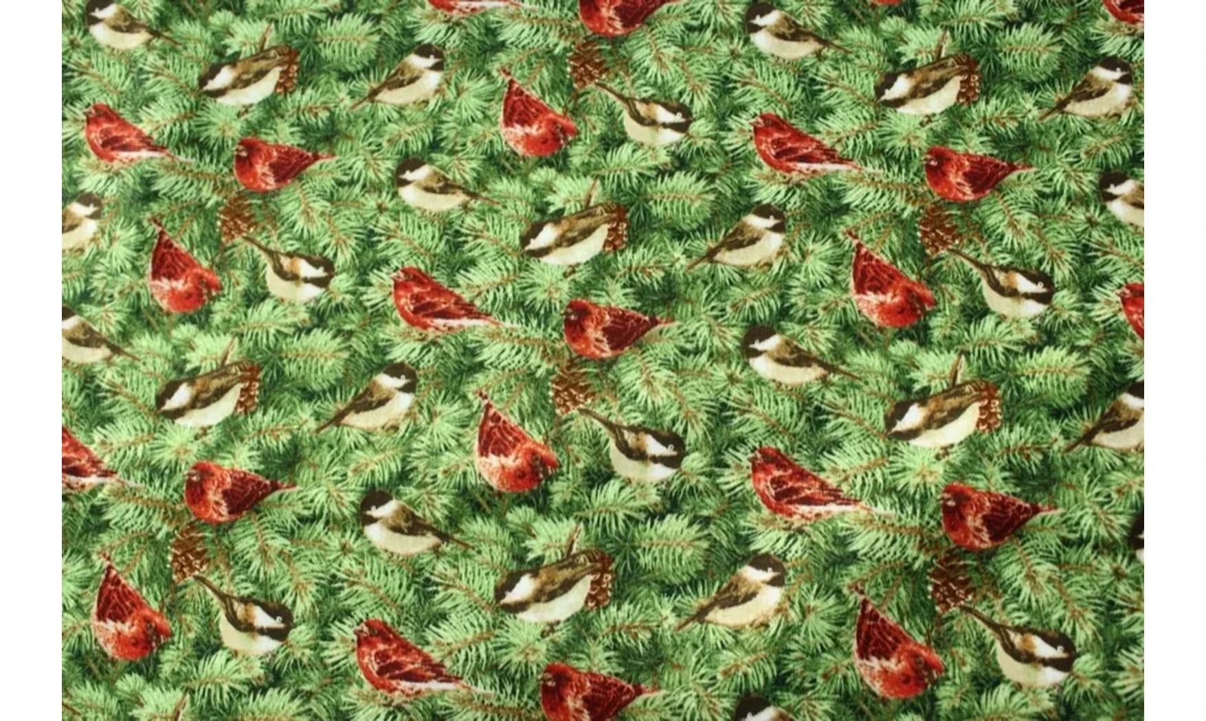 Tissu oiseaux dans les pins