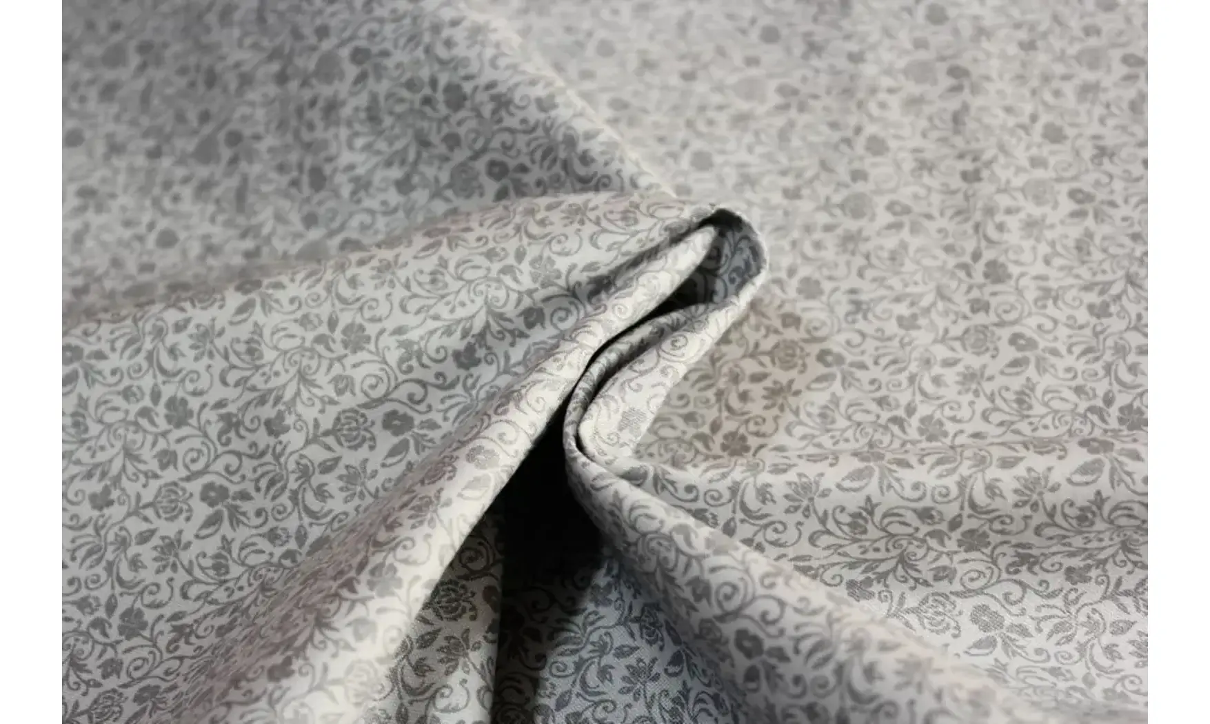Tissu gris floral