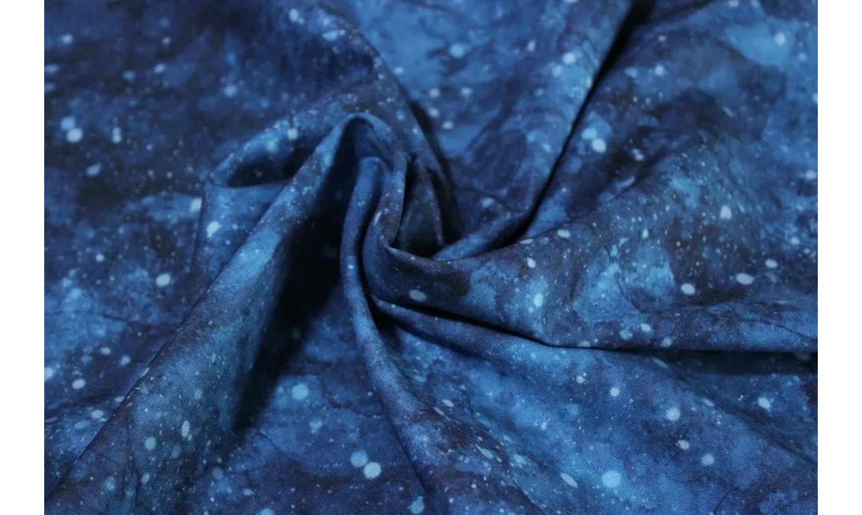 Tissu neige dans la nuit