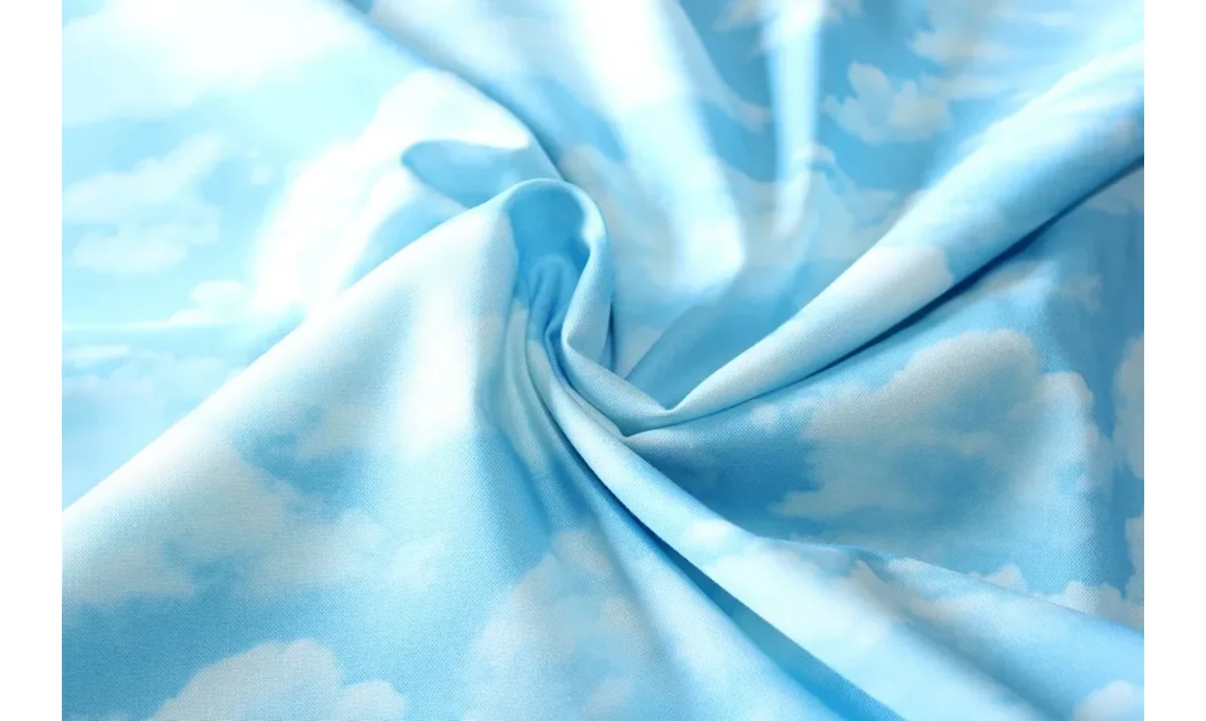 Tissu ciel et nuages blancs
