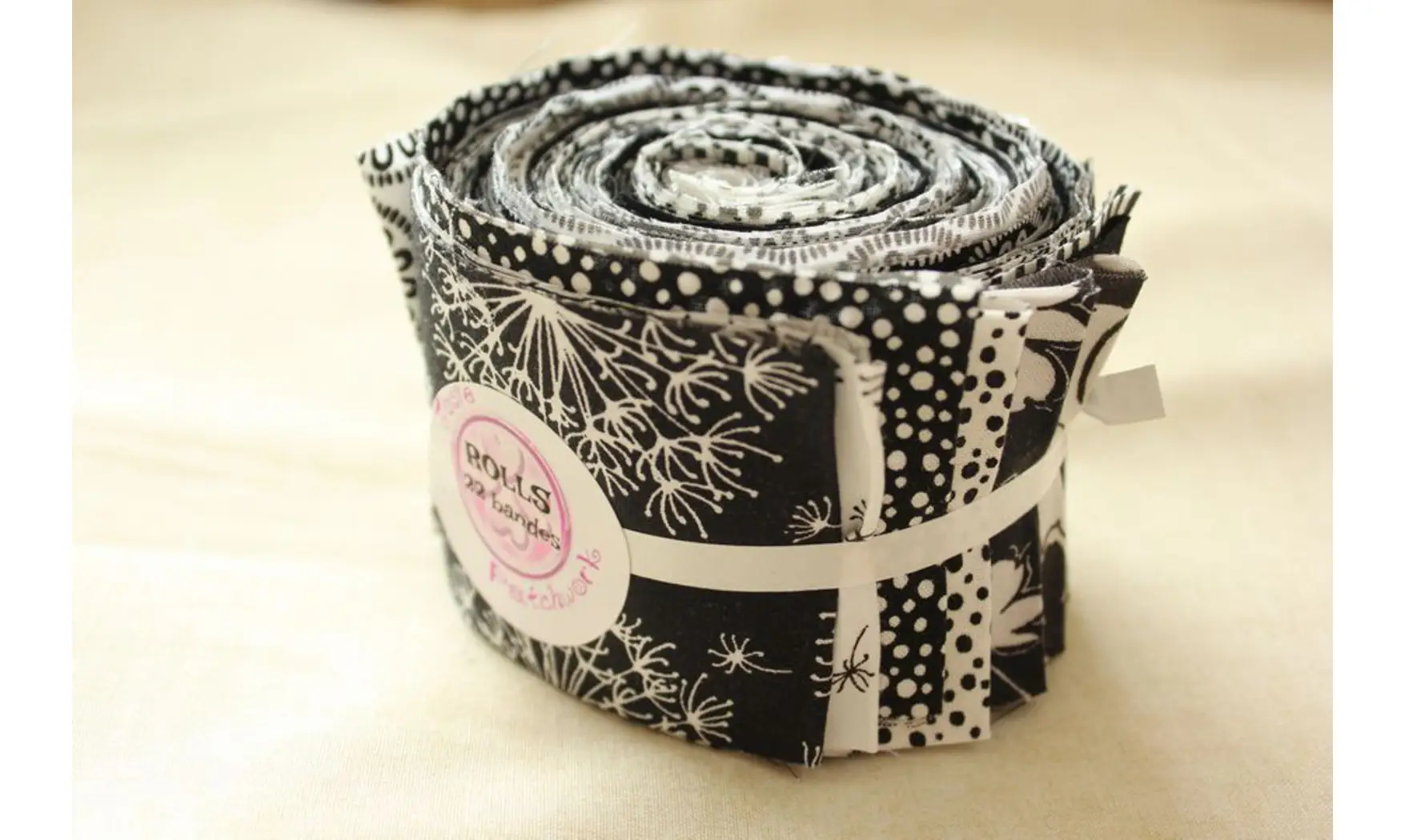 Rolls Noir & Blanc 22 bandes