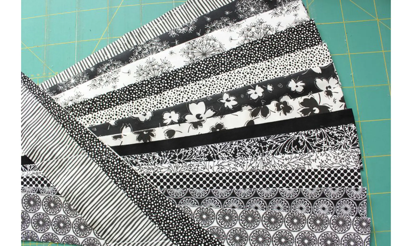 Rolls Noir & Blanc 22 bandes